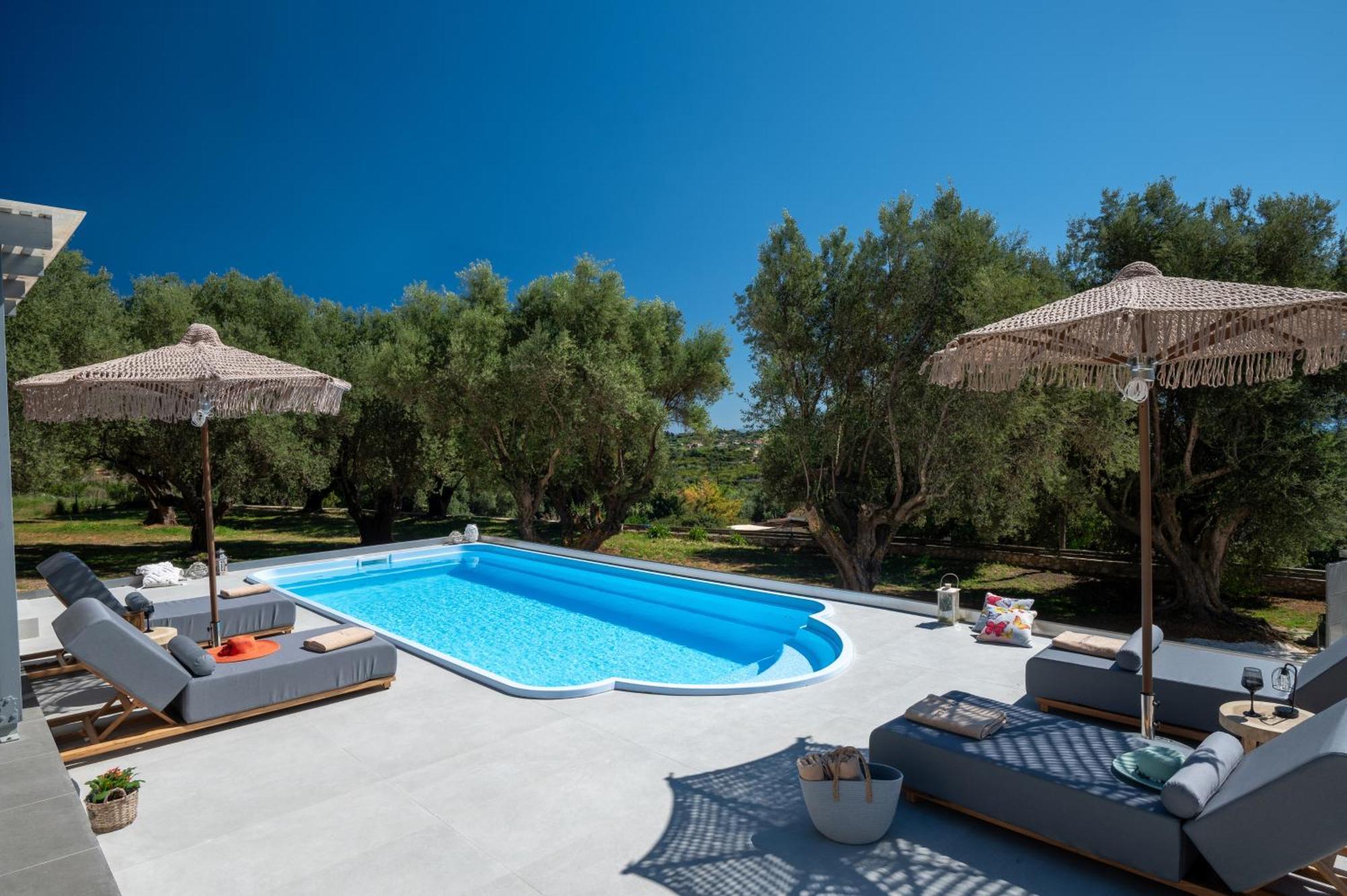 Tree Of Life Villa Valerianos Luaran gambar