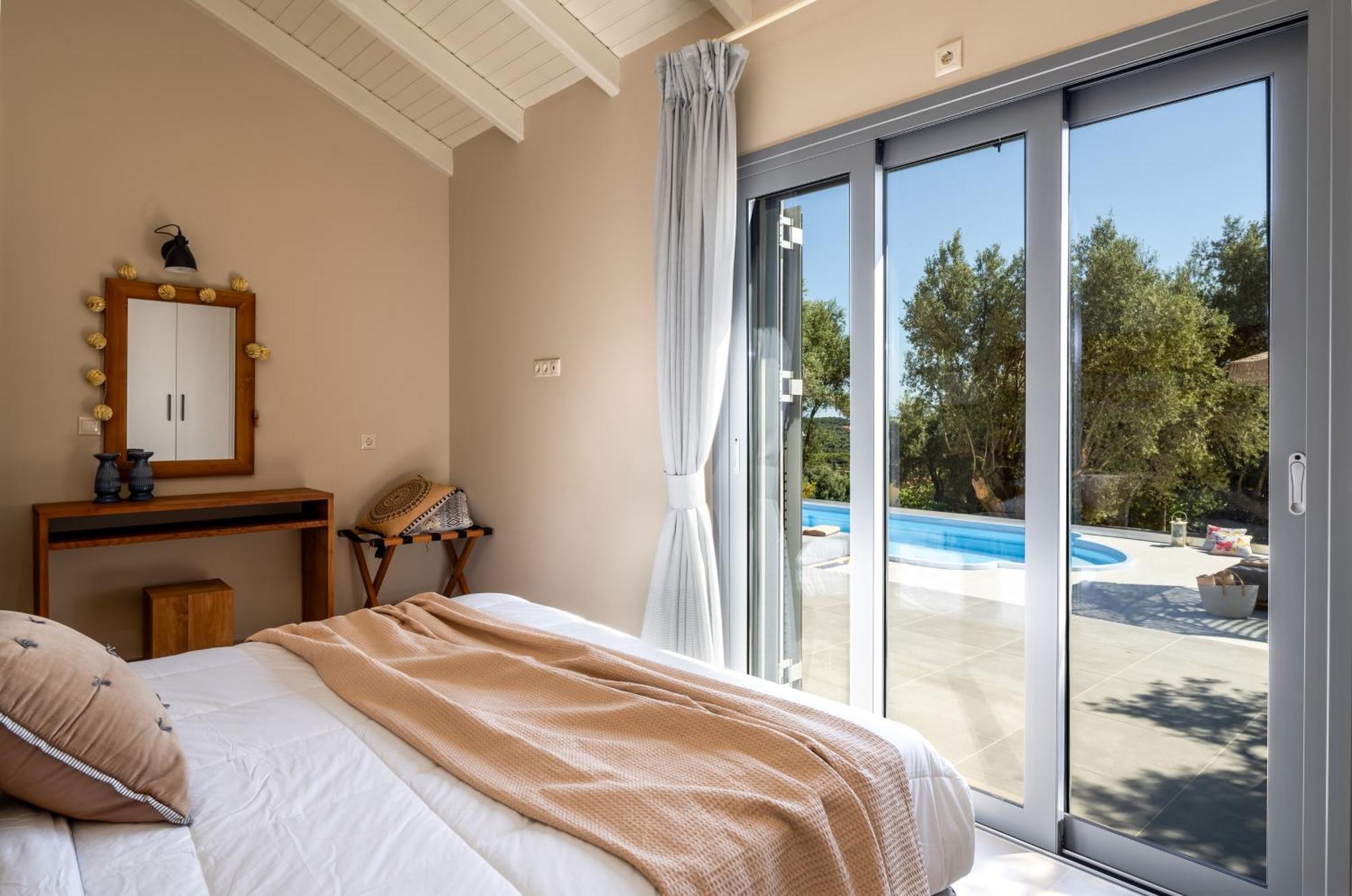 Tree Of Life Villa Valerianos Luaran gambar