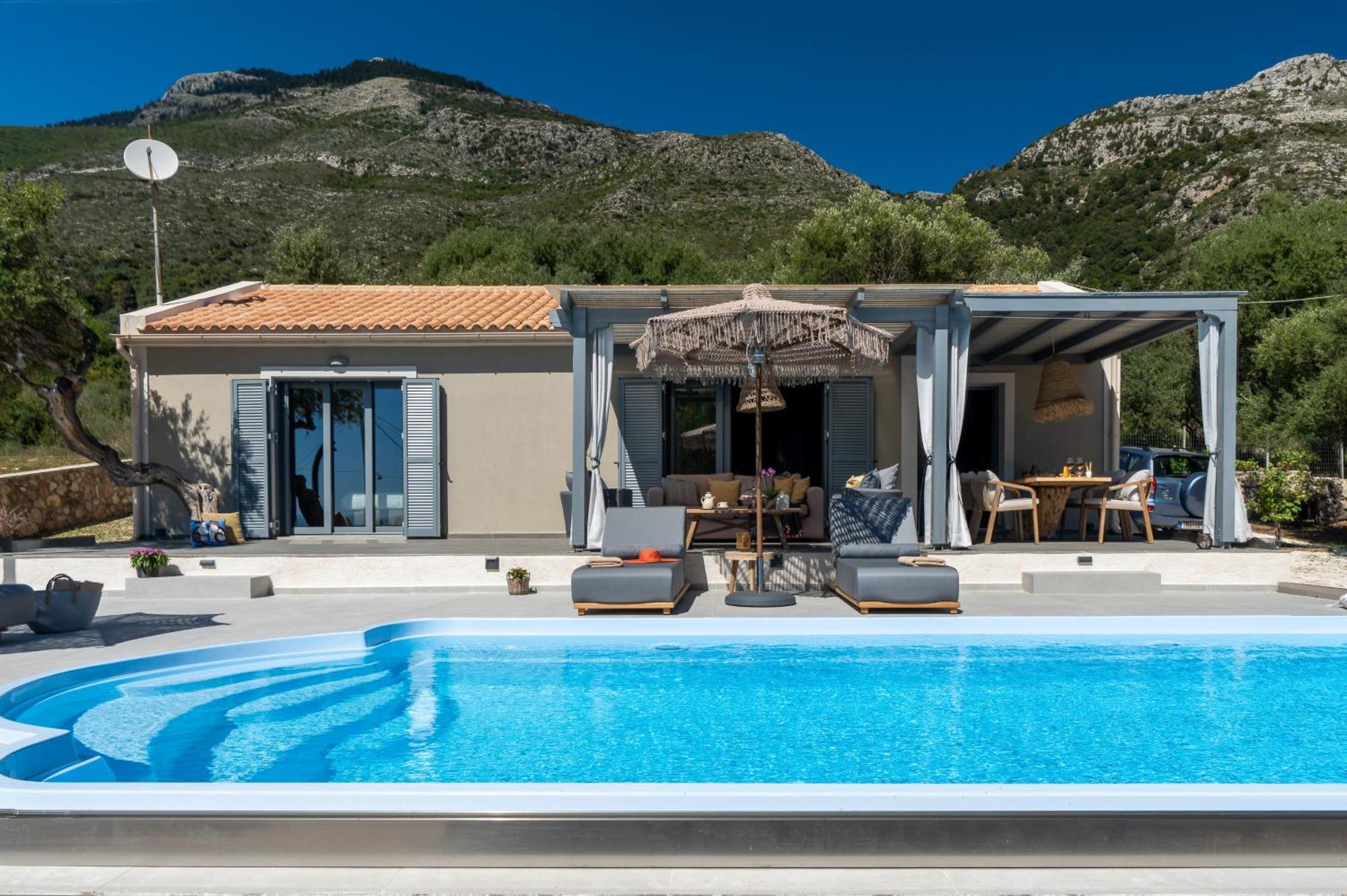 Tree Of Life Villa Valerianos Luaran gambar