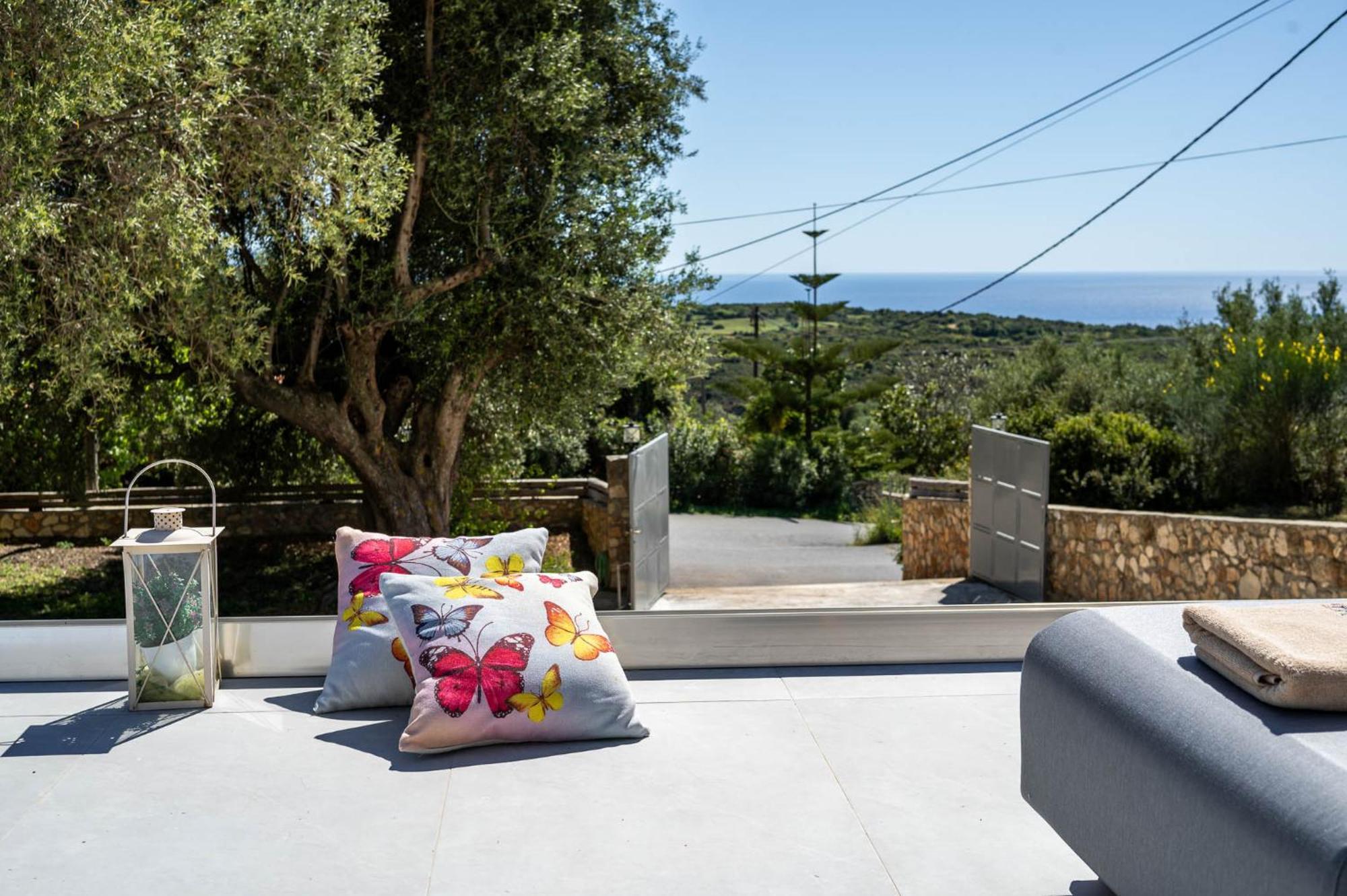 Tree Of Life Villa Valerianos Luaran gambar